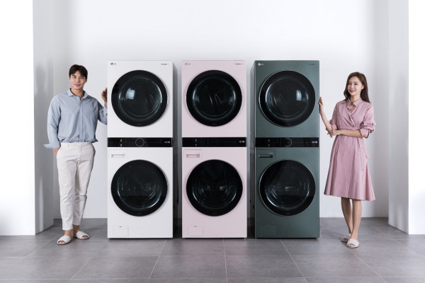 ▲LG전자가 지난달 말 출시한 원바디 세탁건조기 ‘트롬 워시타워’가 출시 3주만에 판매량 1만대를 넘어섰다. ⓒLG전자