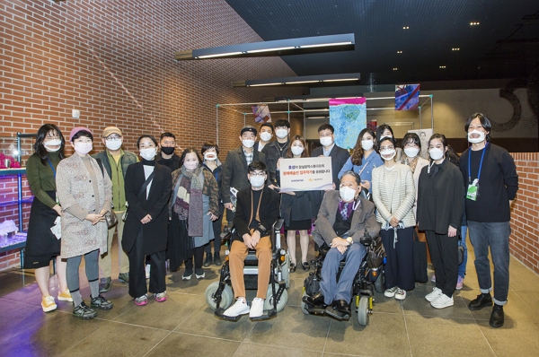▲효성이 지원하는 ‘잠실창작스튜디오’의 기획전시 '같이 잇는 가치'가 이달 16일부터 11월 4일까지 서울 서소문성지 역사박물관에서 개최된다. ⓒ효성