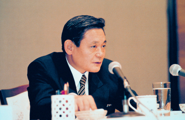 ▲1993년 신경영 선언 당시 고 이건희 삼성 회장의 모습. ⓒ삼성