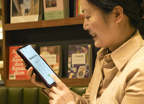 ▲SK텔레콤은 스마트폰 키패드에서 번호 입력 만으로 웹사이트에 쉽게 접속할 수 있는 ‘다이얼링크’ 서비스를 출시한다고 18일 밝혔다. ⓒSK텔레콤