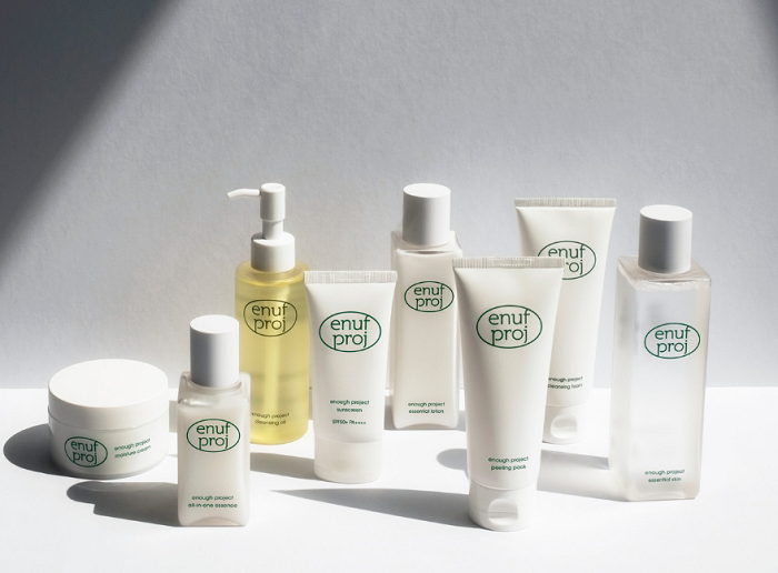 ▲아모레퍼시픽의 클린뷰티 브랜드 '이너프프로젝트' 제품 라인업. ⓒ아모레퍼시픽