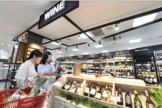 ▲새단장한 홈플러스 익스프레스 중계점. ⓒ홈플러스