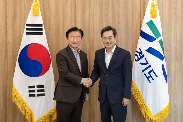 ▲김동근 의정부시장(왼쪽)과 김동연 경기도지사 ⓒ의정부시