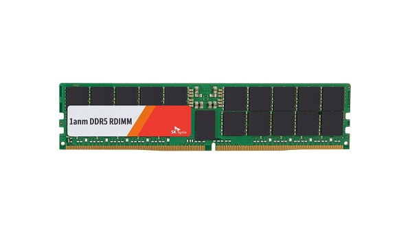 ▲SK하이닉스의 10나노급 4세대 서버 D램 DDR5. ⓒSK하이닉스