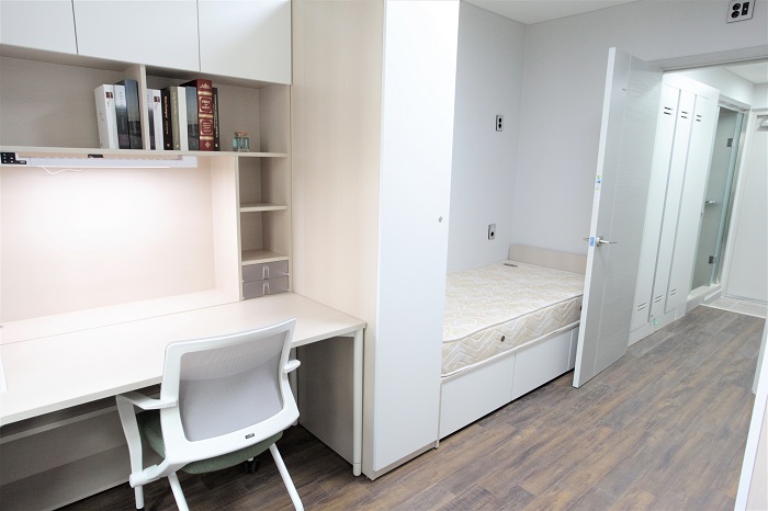 ▲롯데장학재단 대학생연합생활관 관생실 내부. ⓒ롯데그룹