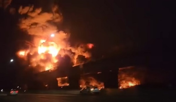 ▲대전 대덕구 목상동에 위치한 한국타이어 공장에서 화재가 발생했다. ⓒKBS 뉴스 화면 캡처