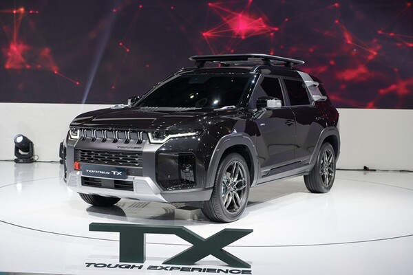 ▲KG모빌리티의 토레스 TX. ⓒKG모빌리티