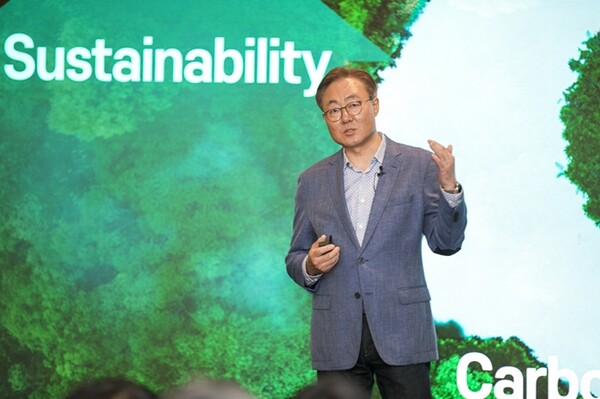 ▲김준 SK이노베이션 부회장이 지난해 6월 미국 캘리포니아주에서 열린 SK이노베이션 글로벌 포럼에서 기조연설을 하고 있다. ⓒSK이노베이션