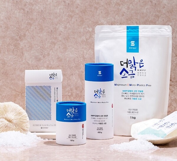 ▲CU의 자체 커머스 앱 포켓CU에서 판매되는 에코솔트의 더맑은 소금 4종. ⓒCU