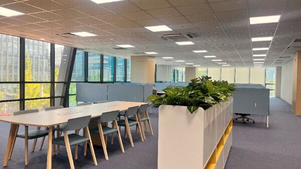 ▲오는 3일 새롭게 오픈하는 포스코 판교 거점오피스 실내. ⓒ포스코