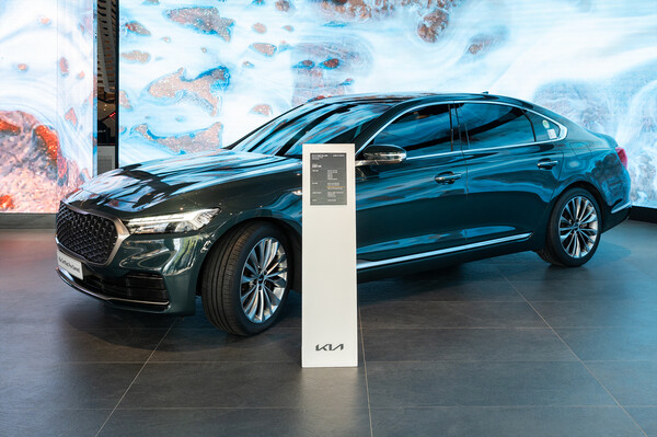 ▲한국타이어 키너지 ST AS로 교체된 K9 인증중고차 차량. ⓒ기아