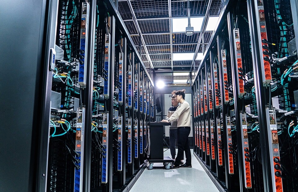 ▲슈퍼컴퓨터 타이탄 PC. ⓒSK텔레콤