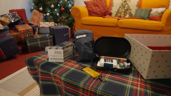 ▲동국제강 '안전모아' 캠페인 아동안전키트. ⓒ동국제강