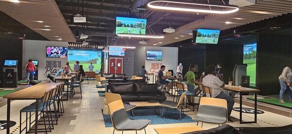 ▲미국 뉴욕 스카스데일에 위치한 골프존소셜 2호점 매장 전경. ⓒ골프존