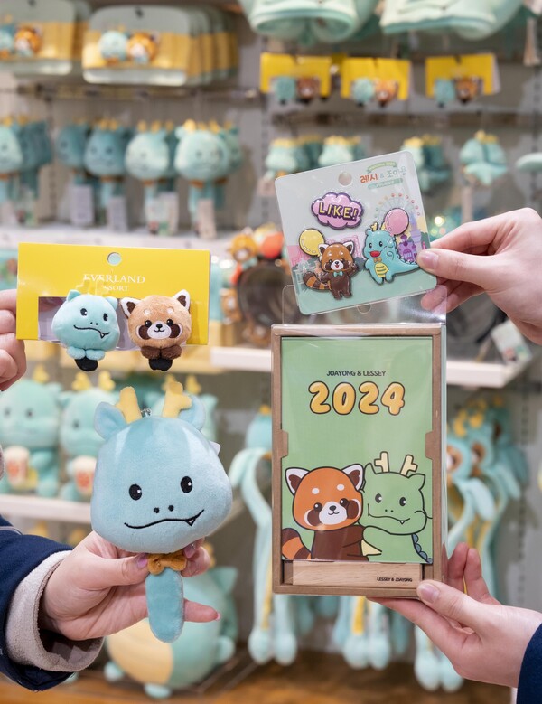 ▲레시×조아용 컬래버 캐릭터 굿즈들. ⓒ에버랜드