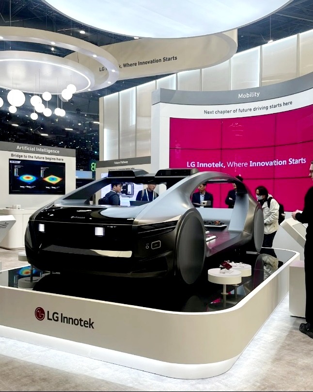 ▲CES 2024에 참가한 LG이노텍 부스 모빌리티존. ⓒLG이노텍