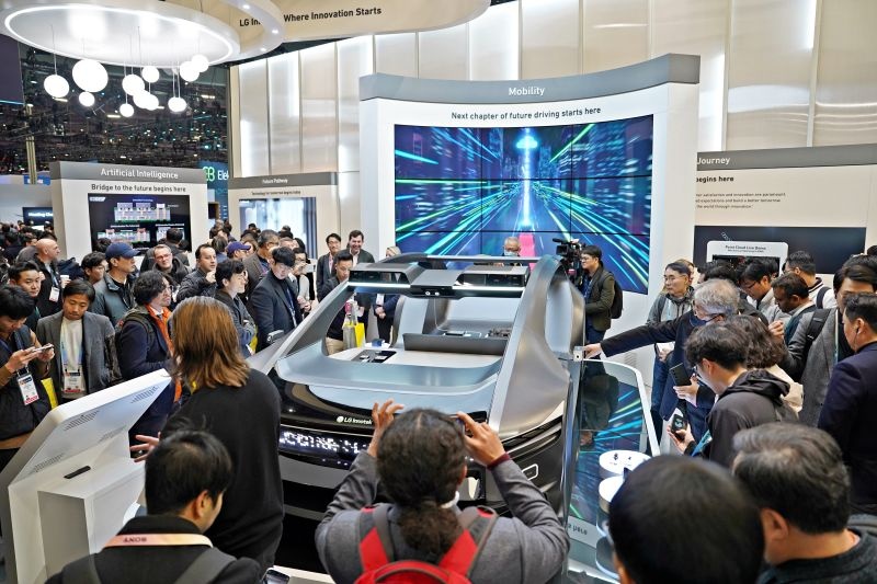 ▲CES2024에 참가한 LG이노텍 부스 모빌리티존. ⓒLG이노텍