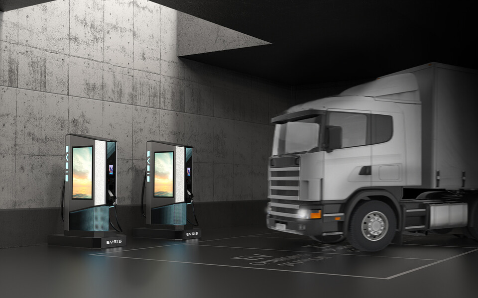 ▲EVSIS 메가와트 충전기. ⓒ롯데정보통신