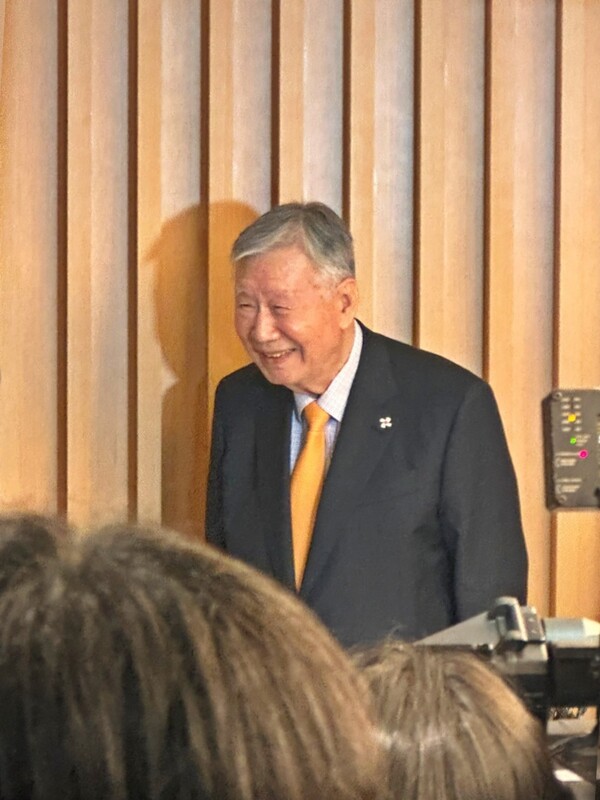 ▲5일 2024 부영그룹 시무식에 참석한 이중근 부영그룹 회장. ⓒ박은영 기자