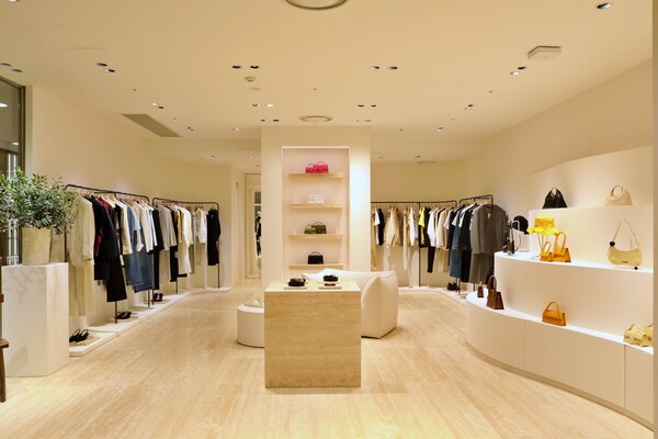 ▲본점 자크뮈스 매장 전경. ⓒ롯데백화점