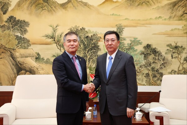 ▲김현기 서울시의회 의장은 지난 12일 베이징시인민대표대회를 방문해 양 도시 간 교류협력 확대 방안을 논의했다. ⓒ서울시의회