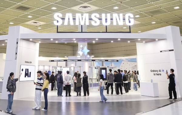▲17일 서울 코엑스에서 개막한 '2024 월드IT쇼' 삼성전자관 전경. ⓒ삼성전자