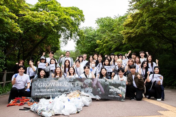 ▲다비네스 남산 플로깅 행사. ⓒ신세계인터내셔날
