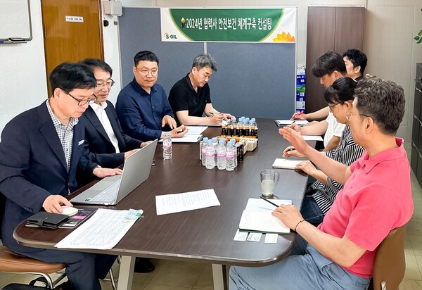 ▲에쓰오일이 중대재해처벌법의 적용 대상 소규모 협력사를 대상으로 안전보건체계 구축 의무 이행을 위한 컨설팅을 지원하고 있다. ⓒ에쓰오일