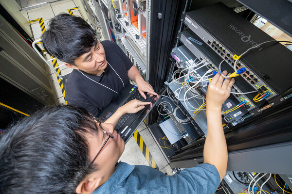 ▲KT가 PQC 솔루션 상용화 준비를 완료하고 7월 중 국내 모든 기관에서 활용될 수 있을 것이라고 5일 밝혔다. ⓒKT