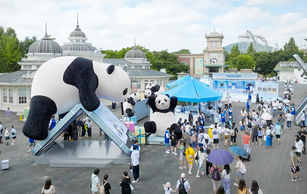 ▲에버랜드 바오패밀리 콘셉트 '갤럭시 Z 폴드6∙Z 플립6' 체험존 전경. ⓒ삼성전자