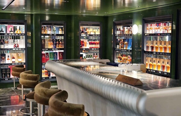 ▲와인셀라 강남점 매장 전경. ⓒ신세계백화점