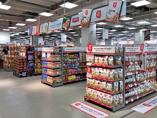 ▲베트남 하노이 롯데마트 웨스트레이크점 PB존 전경. ⓒ롯데 유통군