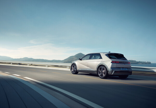 ▲현대자동차가 전기차 구매부터 매각까지 고객의 EV 라이프를 책임지는 통합 케어 프로그램 ‘EV 에브리 케어 플러스’를 출시했다. ⓒ현대자동차