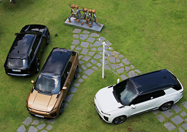 ▲시승 행사장에 모여있는 액티언. ⓒKG모빌리티