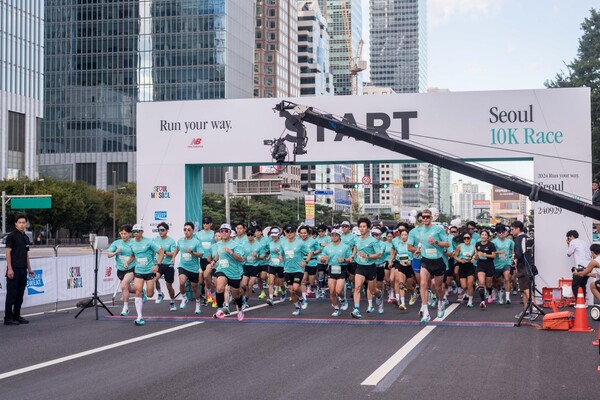 ▲ 글로벌 스포츠 브랜드(NEW BALANCE)가 '2024 런 유어 웨이 서울 대회(2024 Run your way SEOUL)'를 지난 29일 서울 여의도공원 문화의 마당에서 성황리에 마쳤다. ⓒ이랜드