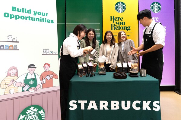 ▲JOB 박람회 체험 프로그램 진행 모습. ⓒ스타벅스 코리아
