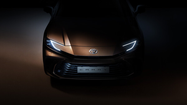 ▲2025년형 캠리 하이브리드. ⓒ토요타코리아