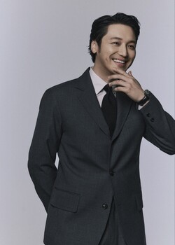 ▲BBQ 새 모델로 발탁된 배우 변요한. ⓒBBQ