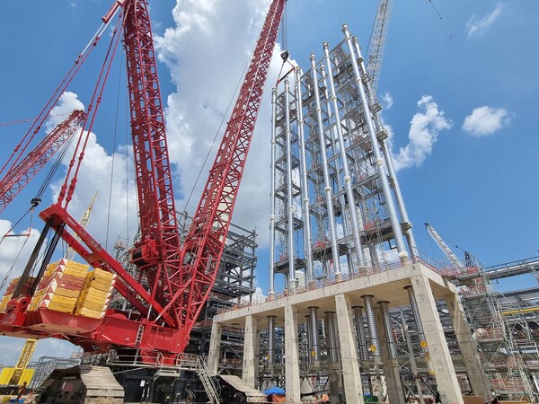 ▲GTPP ‘루프 리액터(Loop Reactor)’ 설치 장면. ⓒDL이앤씨