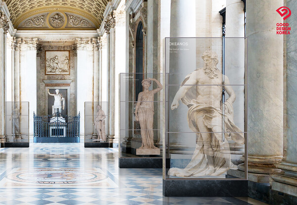 ▲LG전자 투명 올레드 모듈러 사이니지가 박물관에서 전시에 활용된 모습을 담은 이미지 컷. ⓒLG전자