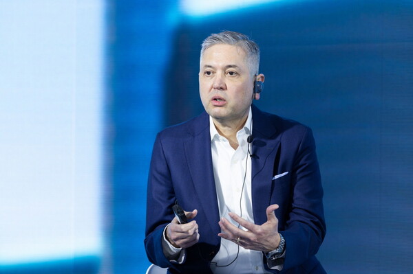 ▲지난 2월 2일 제너럴 모터스 ‘2024 신년 기자간담회’에서 헥터 비자레알 GM 한국사업장 사장이 질의응답에 답하고 있다. ⓒGM