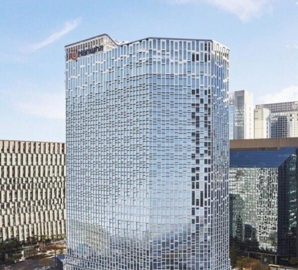 ▲한화그룹은 9일 MBK파트너스와 영풍 측이 제기한 '이면계약 의혹'에 대해 "양사의 이익을 위한 거래를 하였을 뿐 어떠한 이면 계약도 존재하지 않는다"고 반박하고 나섰다. ⓒ 한화