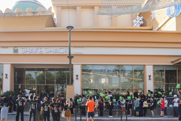 ▲쉐이크쉑 말레이시아 2호점 선웨이 파라다이스점. ⓒSPC그룹