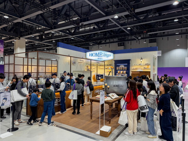 ▲대상 청정원 호밍스가 지난 19일부터 22일까지 나흘간 코엑스 마곡 르웨스트 전시장에서 열린 ‘컬리푸드페스타 2024’에 참가해 ‘호밍스 디테일 요정의 집’ 테마부스를 성황리에 운영했다. ⓒ대상