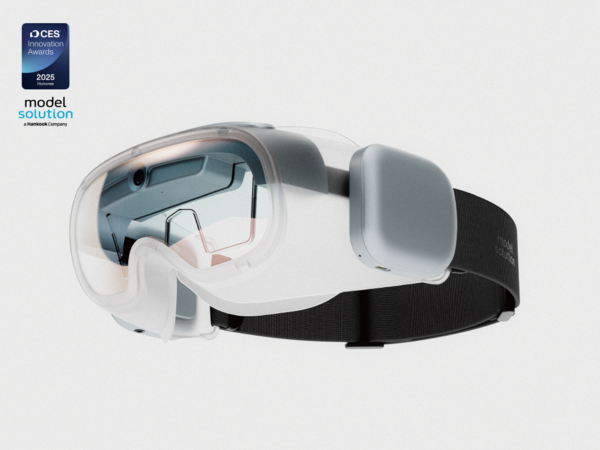 ▲CES 2025 혁신상을 수상한 모델솔루션 AI 스마트 고글. ⓒ한국앤컴퍼니