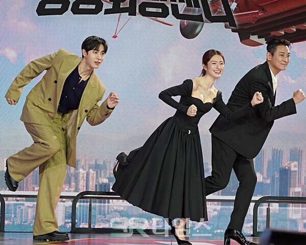 ▲'중증외상센터' 제작발표회에 참석한 추영우(왼쪽), 하영, 주지훈. ⓒ심우진 기자