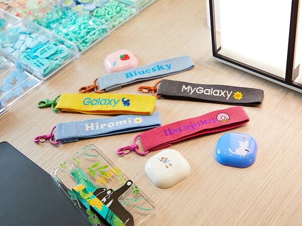 ▲갤럭시 하라주쿠 내 스트랩 데코 코너. ⓒ갤럭시 하라주쿠