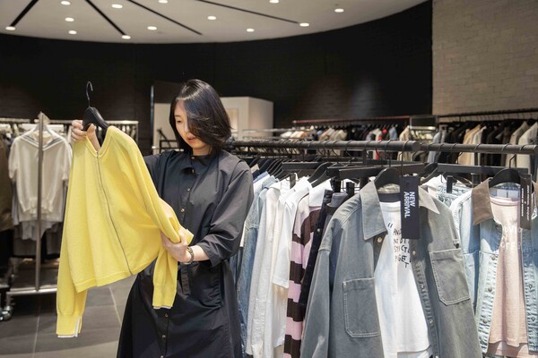 ▲신세계백화점, 2025 봄 정기세일 신백멤버스페스타 돌입. ⓒ신세계백화점