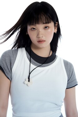 ▲스파오 여성 베이직 컬렉션 화보. ⓒ이랜드