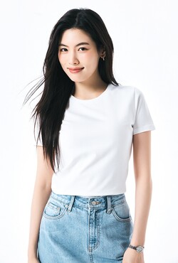 ▲스파오 코튼 스판 반팔티. ⓒ이랜드